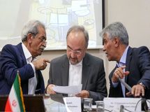 عضو هیات جذب سرمایه خارجی آمار سازمان سرمایهگذاری خارجی را رد کرد/ سال 96 فقط 2 میلیارد دلار سرمایه خارجی جذب شد