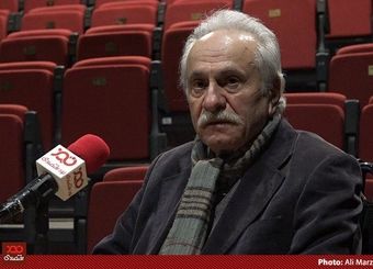 با ۱۲۰ هزار تومانی که دولت برای هنرمندان تئاتر در نظر گرفته، نان سنگگ هم نمی‌شود خرید!