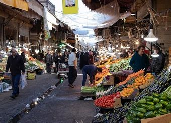  عدم نظارت بر میادین میوه و تره بار دلالی را در بازار میوه تشدید کرده است