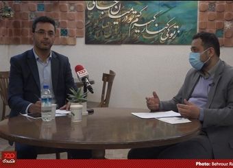 از وزارت کار گلایه داریم که چرا روزهای پایانی سال را برای تعیین تکلیف دستمزد کارگران انتخاب میکنند!