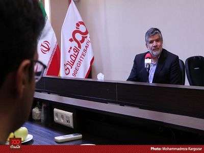 وزیر صمت وقت سر زدن به خیلی از استان‌ها را ندارد(۵)