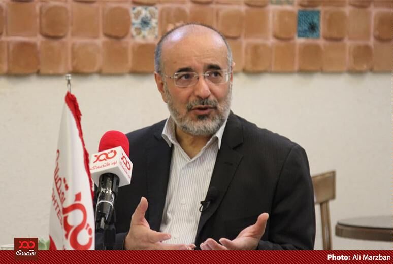 عکس/ گفتگو با دکتر مهدی غضنفری، وزیر اسبق صمت