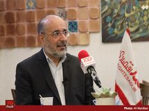 هر رئیس جمهور باید بابت نرسیدن به رشد اقتصادی ۸ درصدی پاسخگو باشد (۱۰)
