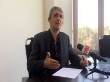 حفظ ارزش پول ملی و توجه به تکمیل و رفع نواقص تامین، تولید و توزیع کالا در دستور کار دولت قرار گیرد