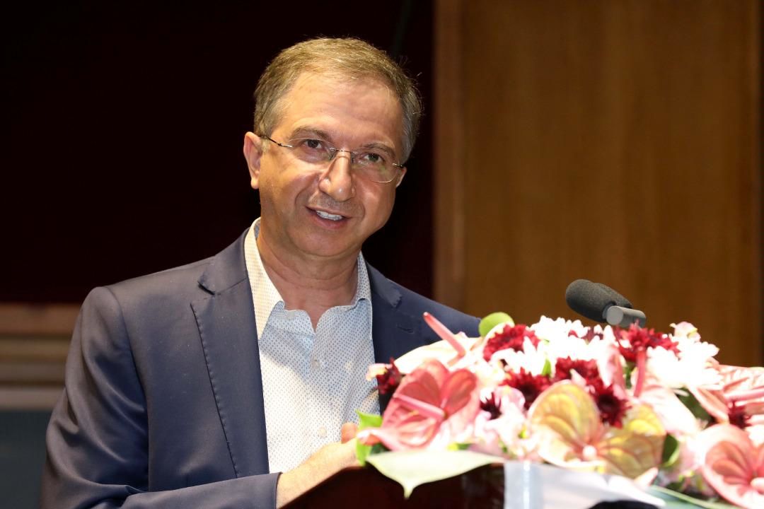 گروه مالی دی بازوی قابل اتکای بانک در سودآوری است