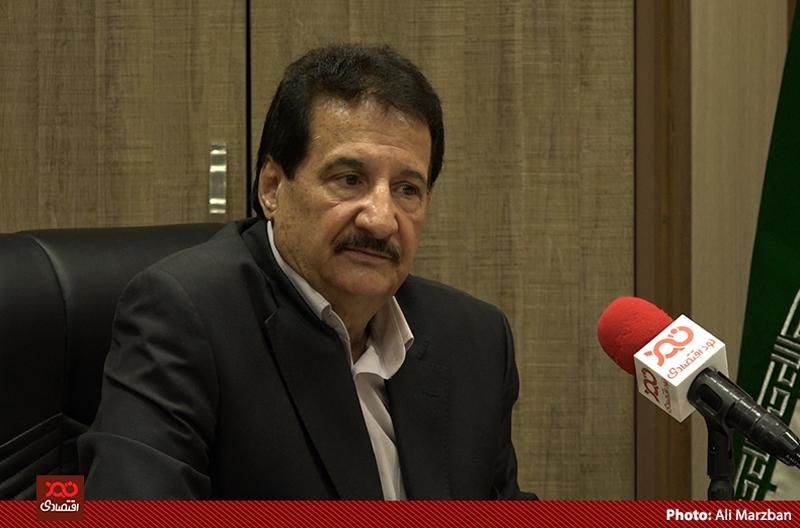 دولت وقتی کسبه را تعطیل میکند باید ضرر و زیانشان را هم بپردازد (۱۵)