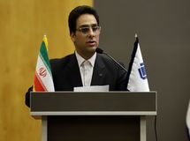 رونمایی مدیر روابط عمومی شستا از سند تحول این بخش