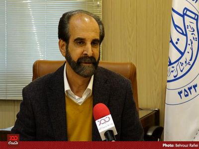دولت به زور می‌خواهد از لباس فروش‌ها ۱۰ درصد بیشتر مالیات بگیرد!