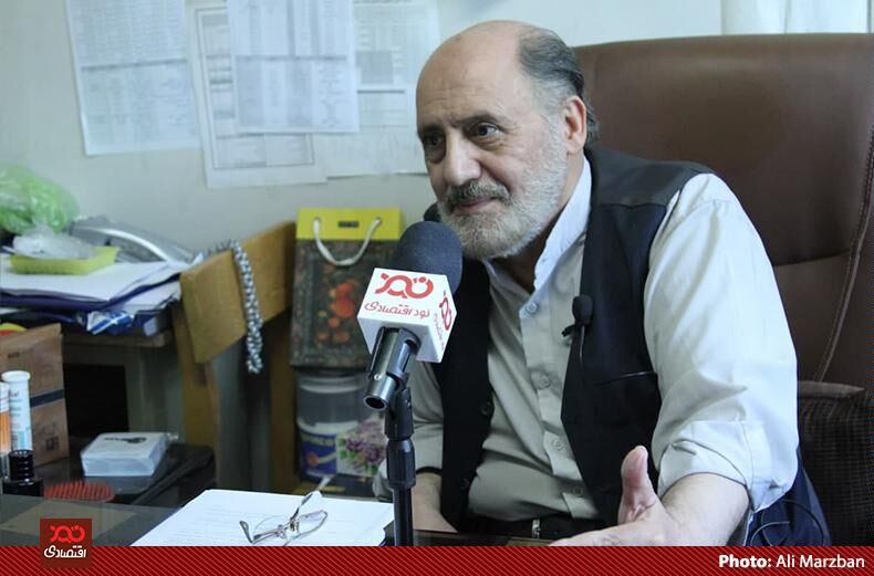 عکس/گفتگو با دکتر علیرضا رحیمی بروجردی استاد اقتصاد دانشگاه تهران