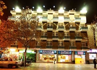 اقامت در هتل عالی قاپو و تاریخ گردی در عالی قاپو اصفهان