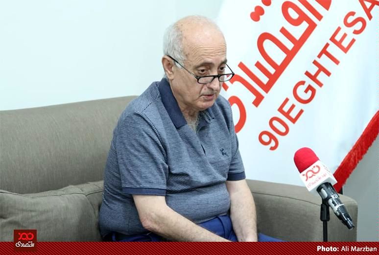 گفتگو با دکتر ابوالقاسم حکیمی پور، اقتصاددان و فارغ‌التحصیل توسعه از دانشگاه کالیفرنیا 