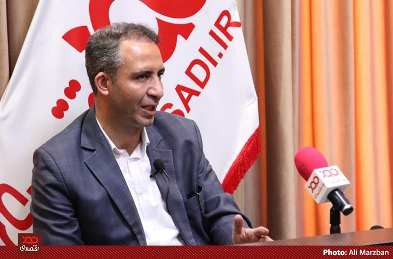ارز ۴۲۰۰ تومانی بزرگترین رانت را در تاریخ اقتصاد ایران ایجاد کرد