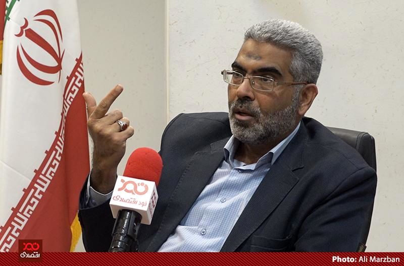 نمایندگان مجلس به جای تمرکز روی طرح بانکداری، نظام مالیاتی را هوشمند کنند