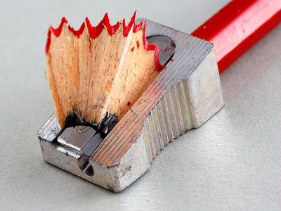 واردات ۲۶۹ تن  مداد، مدادپاک‌کن و مدادتراش در فروردین و اردیبهشت