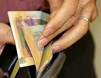ضربه سنگین دولت روحانی به رفاه ایرانیان