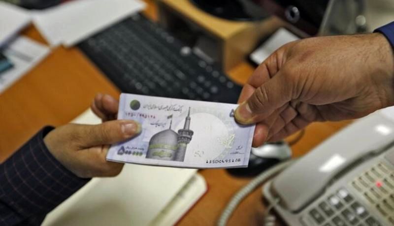 دولت روحانی در سال ۱۳۹۹ رکورد تسهیلاتدهی غیرشفاف را شکسته است