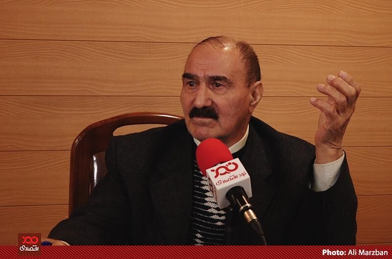 با قطعی‌های طولانی برق، مواد غذایی فاسدشدنی مثل بستنی، گوشت و مرغ از بین می‌روند؛ سوپرمارکت داران نگرانند!