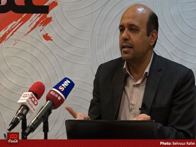 قانون تسهیل ازدواج ۱۵ سال است که در دولت‌های مختلف خاک می خورد و کسی به آن توجه نمی کند