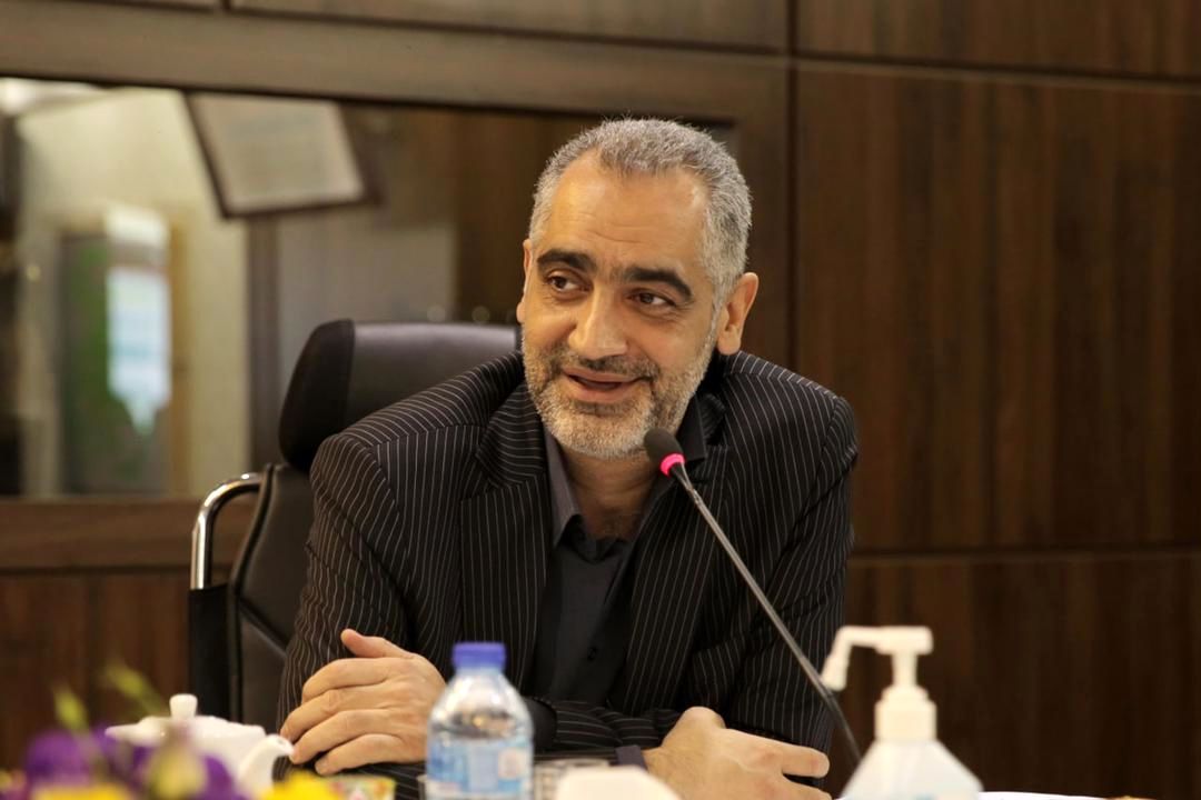 ادغام شرکتهای تابعه، اجرای طرحهای توسعه، بازسازی خطوط تولید نوردی، افزایش تولید و صادرات