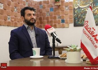 نظرخواهی «نود اقتصادی» از ۱۱ اقتصاددان و فعال کارگری درباره وزیر پیشنهادی کار، تعاون و رفاه اجتماعی