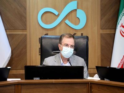 خاندوزی سیاست‌های اقتصادی را خوب می‌داند و موفق عمل خواهد کرد