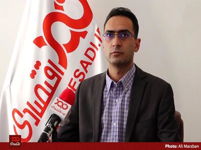 اگر دولت جدید همسان‌سازی حقوق‌ها را اجرا نکند، مقابل مردم قرار خواهد گرفت و اگر اجرا کند، تورم وحشتناکی اقتصاد ایران را فرا خواهد گرفت