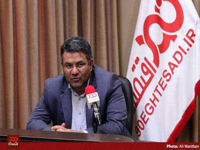 در بدترین وضعیت اقتصادی هستیم، هم رکود داریم و هم تورم و هم رشد نقدینگی که اصلا هم طبیعی هم نیست!