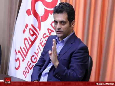  رئیس کل جدید بانک مرکزی در چینش مدیران نظام بانکی دقت کند/ برخی سهامداران بانک‌ها، لابی کرده و معاونین بانک مرکزی را تعیین میکنند 