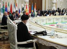 چرا رسانههای اصلاح طلب در هفتههای اخیر به دوستان ایران حمله میکنند؟