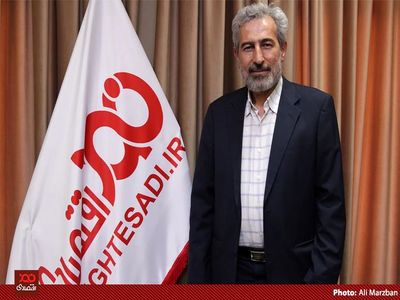تلویزیون زنگنه را راه ندهد؛ او به دنبال مظلوم نمایی در صدا و سیما است
