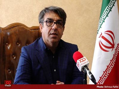 دستگاه‌های نظارتی روی صدور کارت‌های بازرگانی نظارت کنند