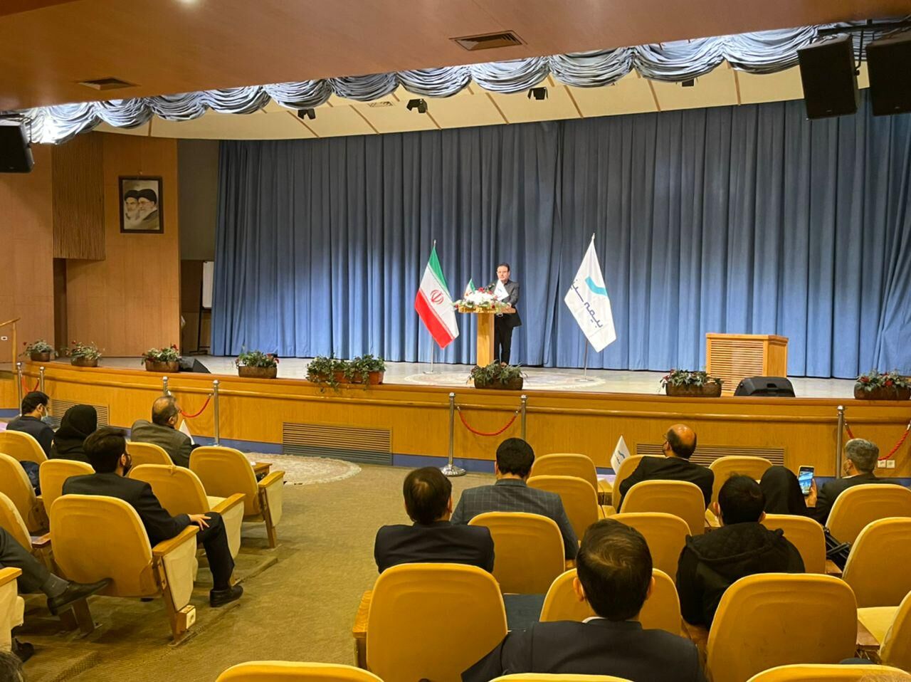 بازدید مدیرعامل بیمه سینا از شعبه مشهد مقدس