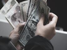 قیمت طلا، سکه و دلار امروز ۱۴۰۰/۱۰/۱۳| یورو و نیم سکه ارزان شدند