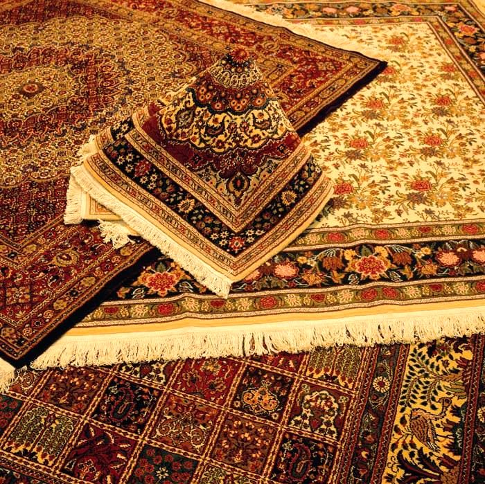  ۲ تا ۱۰ میلیون ایرانی در صنعت فرش کار می‌کنند، اما رئیس مرکز ملی فرش، این صنعت را بخوبی نمی‌شناسد!