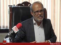 دروغ می‌گویند با حذف دلار ۴۲۰۰ تومانی مرغ ۱۰۰ هزار تومان میشود، مرغ نهایتش ۷۵ هزار تومان می‌شود!