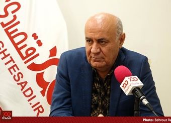 برخلاف دنیا در ایران شفافیت نداریم و مشخص نیست یک هیئت علمی علوم پزشکی چقدر حقوق می‌گیرد