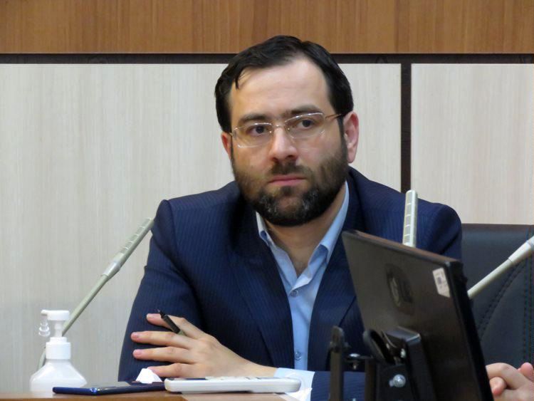 ۵۲ قلم دارو در کشور کمیاب است/ پول نفت ایران در هند تمام شده و نمی‌توانیم مواد اولیه داروهای اعصاب را وارد کنیم