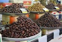 فروشگاه‌های زنجیره‌ای به تنهایی قیمت خرما را ۵٠ درصد افزایش می‌دهند