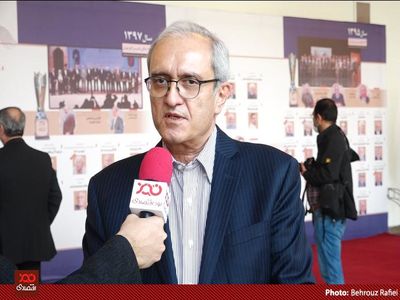 هر چه سریعتر باید ارز ۴۲۰۰ تومانی برای دارو حذف شود