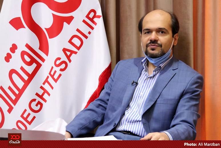 با حذف ارز ۴۲۰۰ تومانی میتوان به هر خانواده چهار نفره ماهانه یک میلیون تومان تخصیص داد
