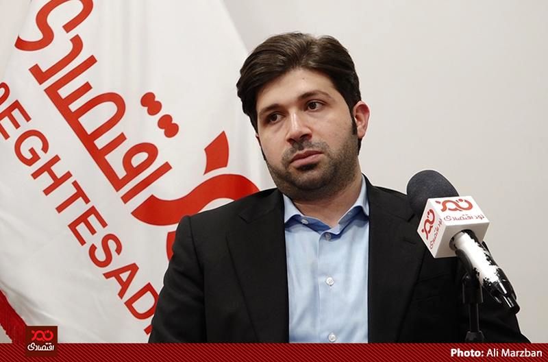 دلیل مشکلات بازار سرمایه در سال ۱۴۰۰ چه بود؟/ چشم انداز بورس در سال ۱۴۰۱