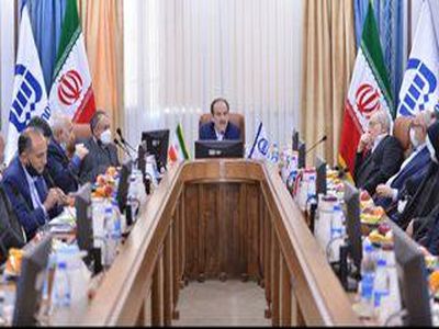 مسعود بادین در جلسه شورای مدیران عملکرد  بیمه آسیا را تشریح کرد