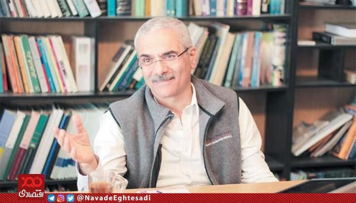 قیمت دلار در سال ۱۴۰۱ بین ۲۵ تا ۳۰ هزار تومان خواهد بود