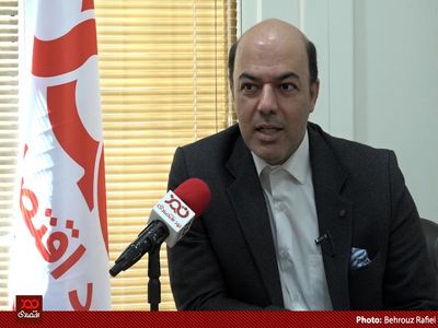 ایرانی‌ها سالانه ۳۲۰ میلیون جفت جوراب می‌خرند، اما در ایران کمتر از ۱۰ کارخانه تولید جوراب استاندارد داریم