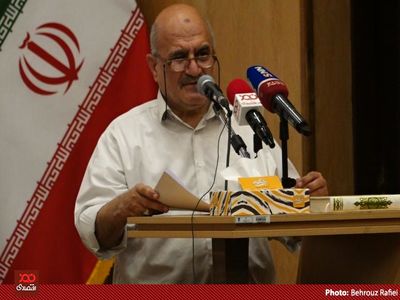 افزایش ۵۷ درصدی مزد ۱۴۰۱ حق جامعه کارگری است