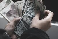 قیمت طلا، سکه و دلار امروز ۱۴۰۱/۰٢/۱۸| طلا گران شد؛ سکه ارزان