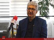 اگر ارز ۴۲۰۰ تومانی پارسال حذف می‌شد قیمت‌ها دو برابر می‌شد ولی چون الان برای اینکار تاخیر کردیم،‌ قیمت‌ها سه برابر شد