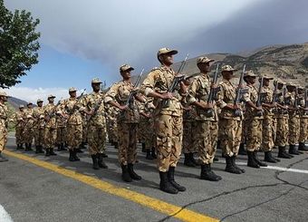 سربازان متاهل حداقل ۴ میلیون و ۱۰۰ هزار تومان حقوق می‌گیرند