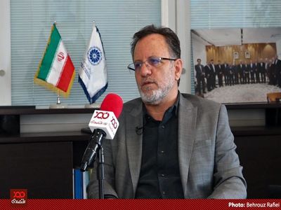 افشای نامه کارت هدیه و شیرینی اتاق بازرگانی نشانه رذالت است!/ با ۲۰۰ میلیون تومان چگونه می‌توان نمایندگان مجلس را خرید؟