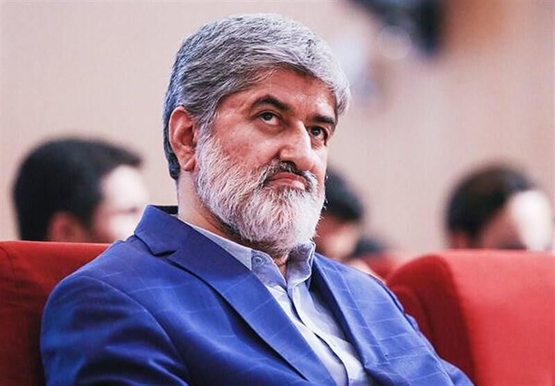 آقای مطهری میدان آرش اصلا در دریای خزر نیست!